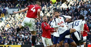 ইংলিশ প্রিমিয়ার লিগ: একই রাতে পয়েন্ট হারালো দুই জায়ান্ট